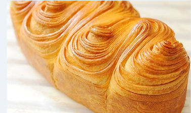 PLC Controlled Croissant Lamination Machine With High Accuracy Rotating System supplier