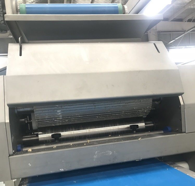 200-300 Kg Capacity Automatic Dough Press Machine , Dough Roller Sheeter Machine